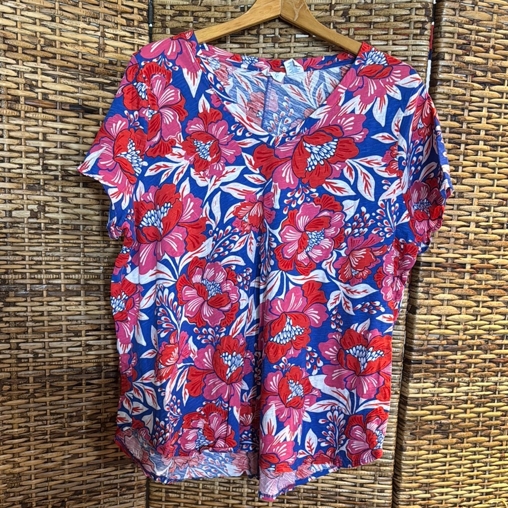 Floral V-Neck Women's Top - Red and Blue Sigrid Olsen Spring Summer